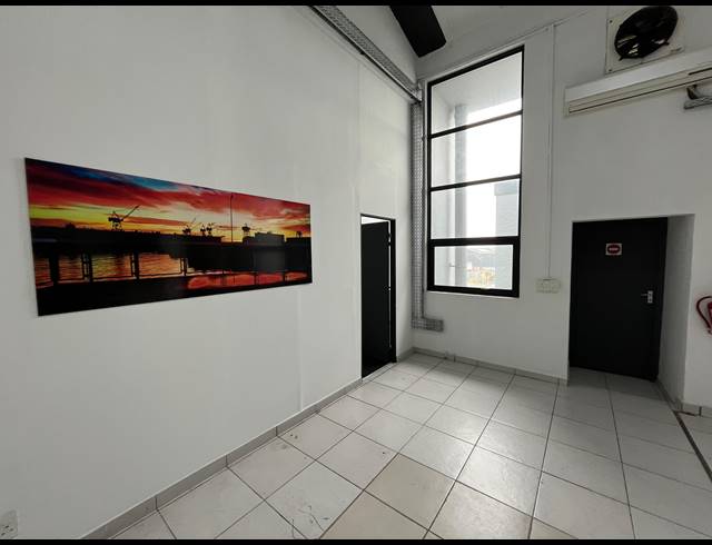 397M² OFFICE TO LET IN NDABENI